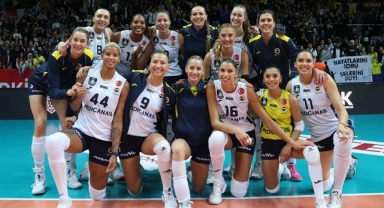 Fenerbahçe Medicana, Başkent'ten Mutlu Dönüyor