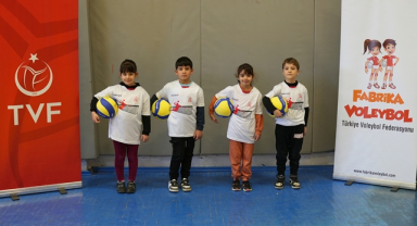 Fabrika Voleybol Yeni Okulunu Erciş'te Açtı