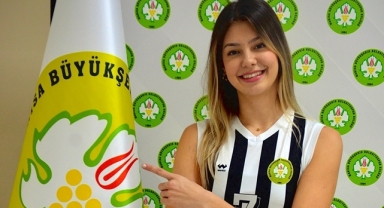Manisa BBSK, Kardelen Gram'ı renklerine bağladı