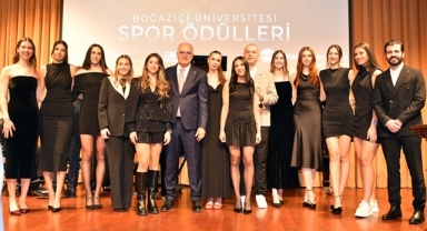 Türk Voleybolu 4 Dalda Ödüle Layık Görüldü