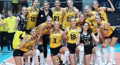 VakıfBank, FC Porto'ya İstanbul'da da şans tanımadı