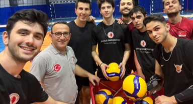 Doğuş Üniversitesi Voleybolda Üçte Üç Yaptı