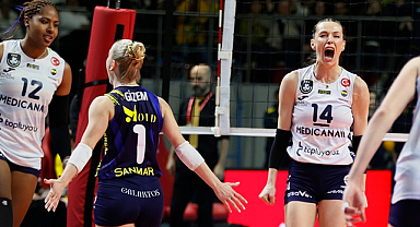 Eda Erdem ve Gizem Örge galibiyetini değerlendirdi