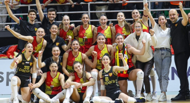 İzmir derbisinin galibi Göztepe!