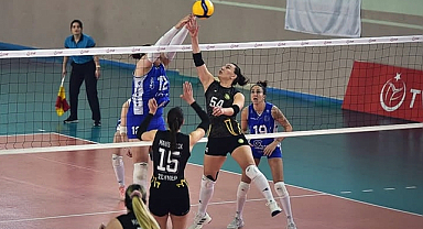 Kadınlar 2.Ligi'nde Yarı Final Etabında İkinci Gün Sona Erdi