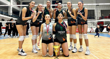 Manavgat Belediyespor'ın Gençleri Şampiyon Oldu