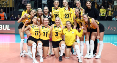 VakıfBank, Bahçelievler'e sahasında da set vermedi