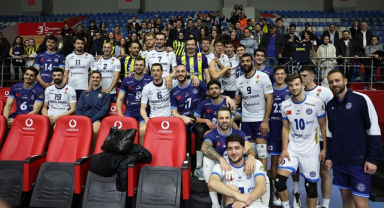 Fenerbahçe Medicana Efeler Ligi’ni üçüncülükle tamamladı
