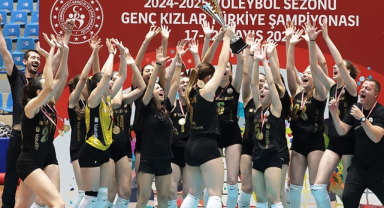Genç Kızlar Türkiye Şampiyonu VakıfBank Oldu