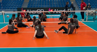 Oturarak Voleybol Kadın Milli Takımımız Norveç'te 