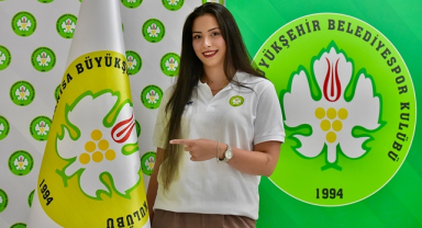 Manisa BBSK'da Dilara Ünal İmzayı Attı