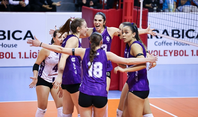 Alfemo Zeren Spor, PTT'ye karşı mağlup oldu