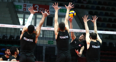 Erkek Milli Takımımız Kampa Girdi