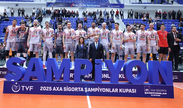 Şampiyonlar Kupası'nda Kupa ve Madalyalar Sahiplerini Buldu