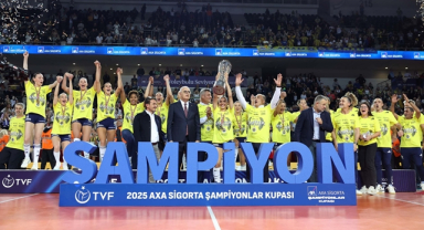 Şampiyonlar Kupası Şampiyonu FENERBAHÇE!