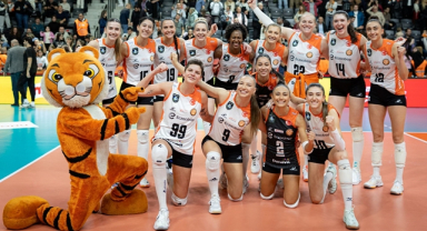 Derbide 3 puan Eczacıbaşı Dynavit'in! 