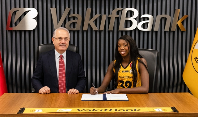 Pasör çaprazı Adhuoljok Malual, VakıfBank'ta