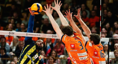 Fenerbahçe Medicana, Mağlup Dönüyor