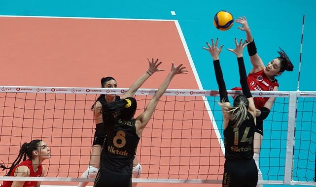 Sultanlar Ligi'nde Play-off 5-8 Etabı Başladı