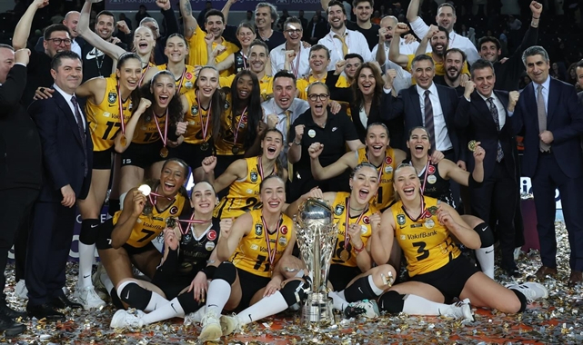 VakıfBank 41. kupasını Ankara'da kazandı