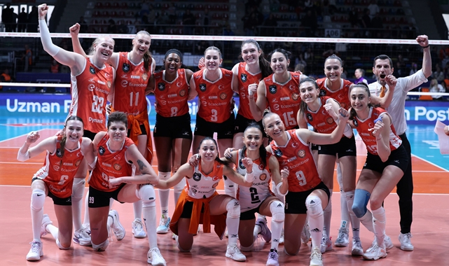 Eczacıbaşı Dynavit Sultanlar Ligi'ni 3. sırada tamamladı