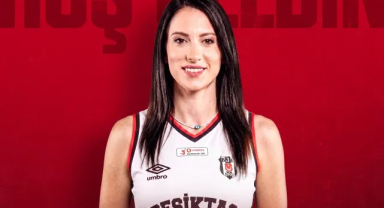 Burcu Yönder Siyah-Beyazlı Formayı Giyecek