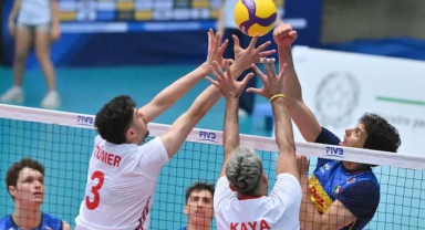 Filenin Efeleri, İtalya'ya 3-0 Mağlup Oldu