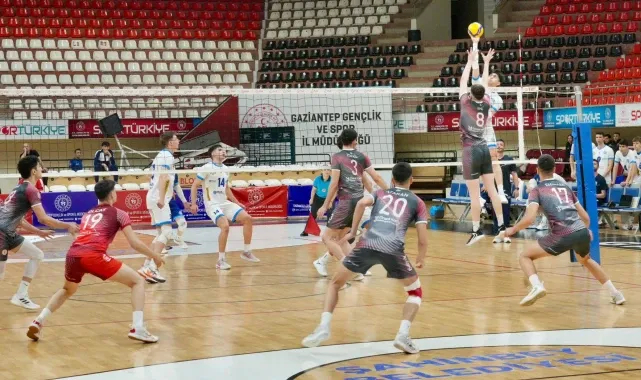 Genç Erkeklerde Çeyrek Finalistler Belli Oldu