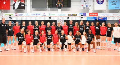 İstanbul ve Potsdam Arasında Voleybol Köprüsü