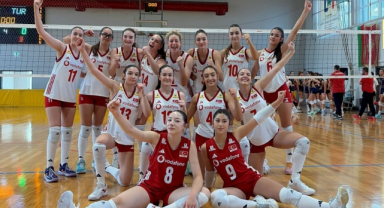 U16 Kadın Milli Takımımız, Karadağ'ı 3-0 Mağlup Etti