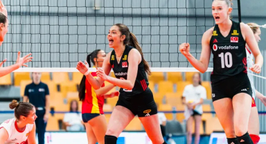U18 Kızlarımız İspanya'yı Da Sildi Geçti!