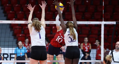 Ahmet Göksu Voleybol Turnuvası'nda İkinci Gün Sona Erdi