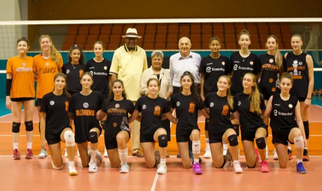 Eczacıbaşı Spor Kulübü, basketbol efsanelerini ağırladı