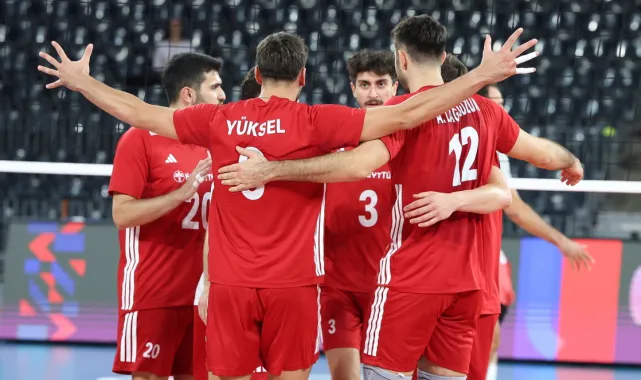 Efeler İlk Galibiyetini Aldı