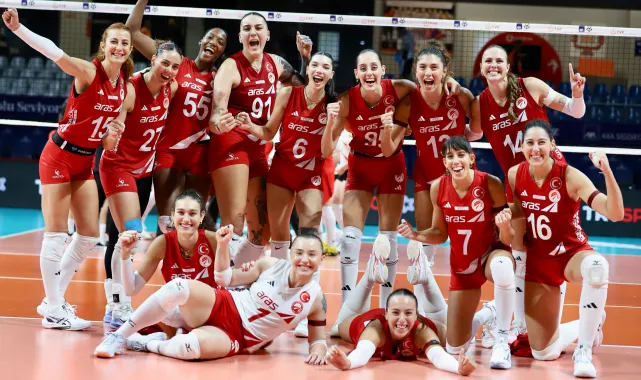 Kupa Voley’de İzmir Derbisi: Aras Kargo'nun!