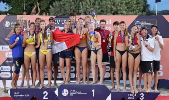 U18 Plaj Voleybolu Şampiyonası Foça'da Tamamlandı