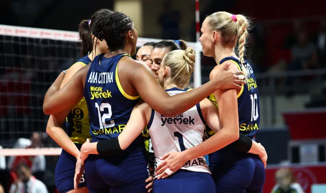 Fenerbahçe Medicana Sezona Galibiyetle Başladı
