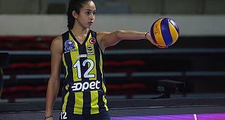 Samantha Bricio FB TV'de