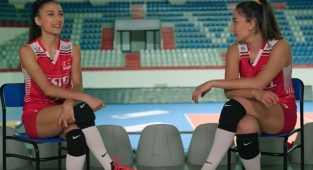 Neler Biliyorsun? Simge Aköz vs Hande Baladın